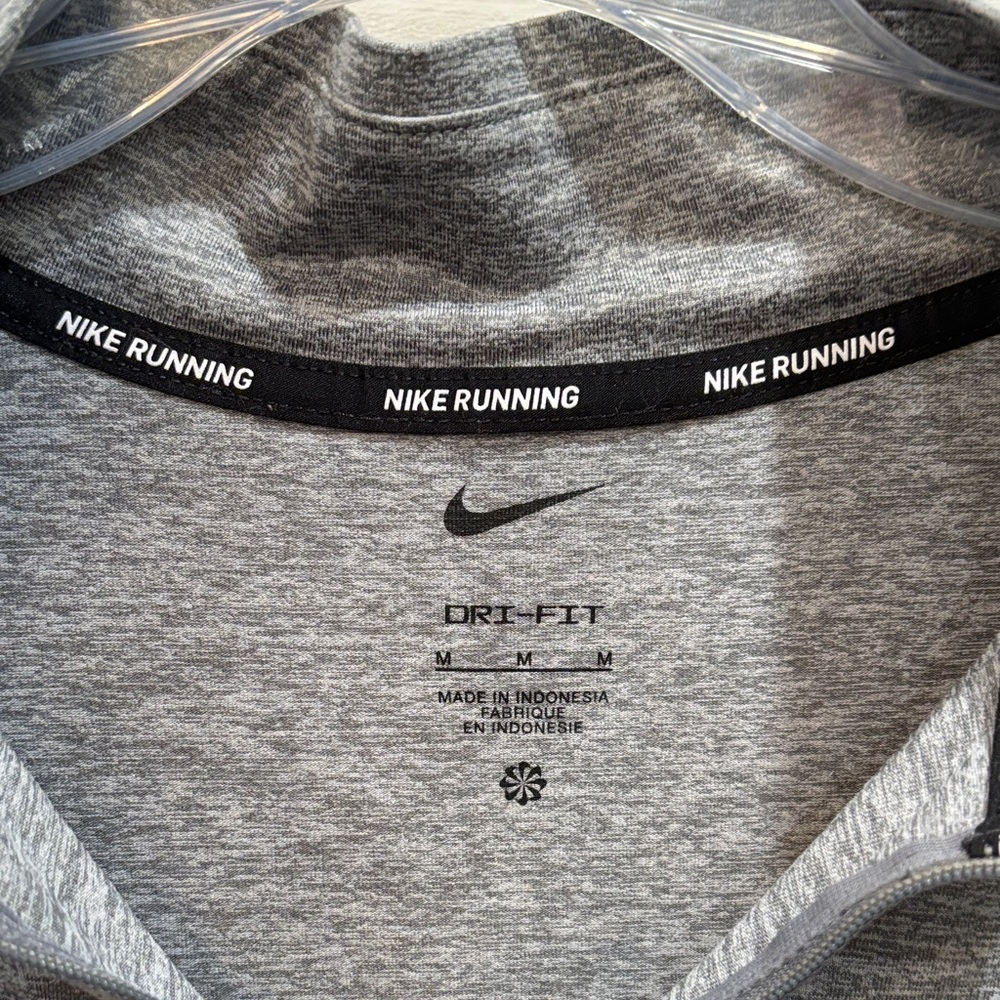 Nike Women's Heather Gray Quarter-Zip Long Sleeve Top - Picture 3 of 5
